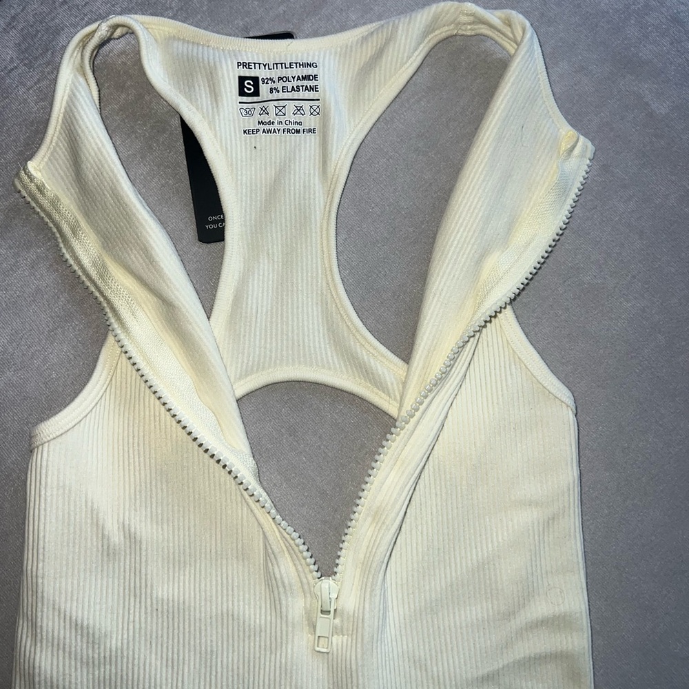 PrettyLittleThing Ribbed Romper - Picture 2 of 4